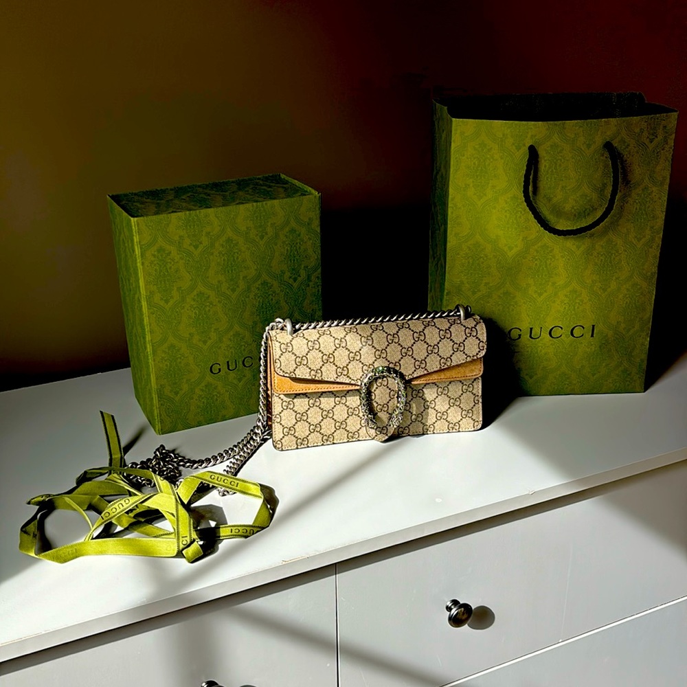 Brand new Gucci purse! I have all the boxes gifts wrap etc!